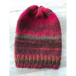 Bonnet rouge et brun